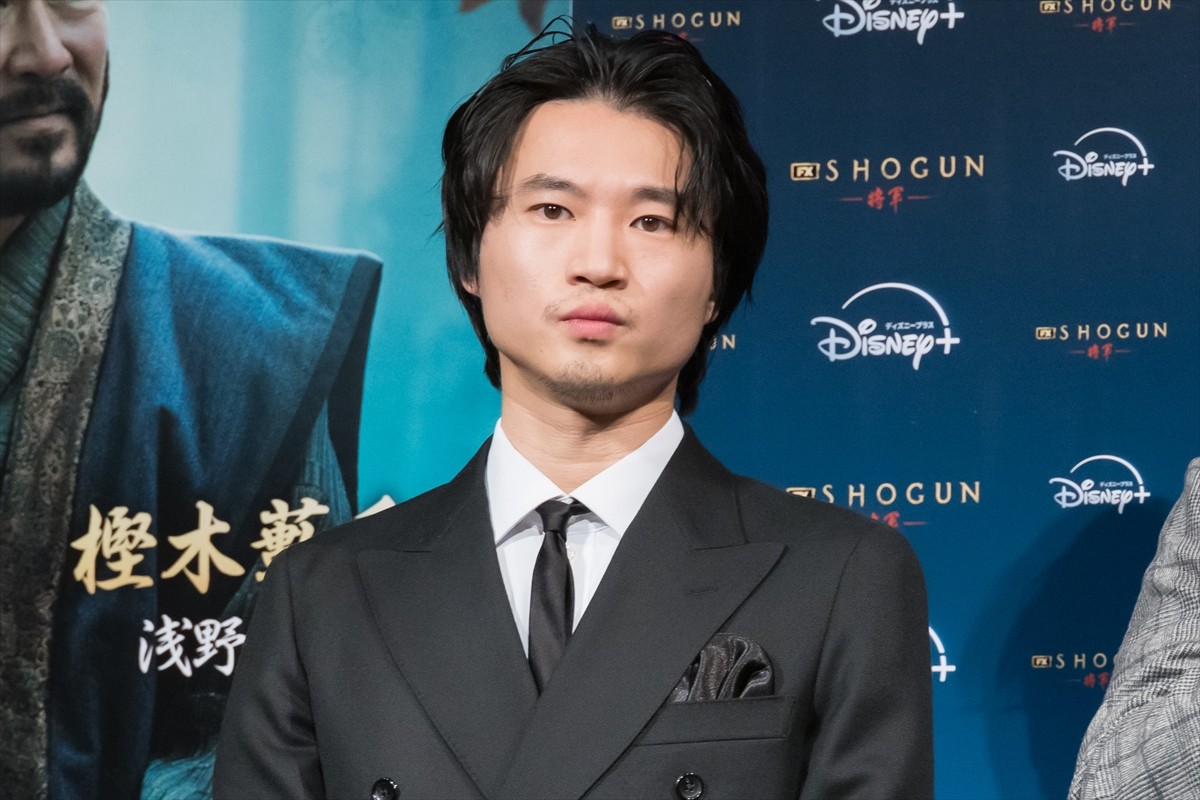 浅野忠信、『SHOGUN 将軍』GG賞4冠受賞で妻・中田クルミに感謝「サポートがなかったら消えていなくなっていた」
