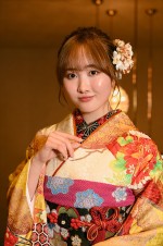 本田望結、20歳の振袖姿をお披露目！
