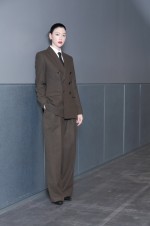 三吉彩花