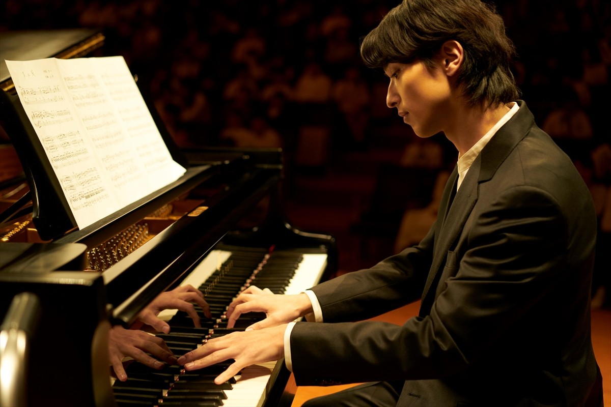 横浜流星、ピアノ初挑戦！　『片思い世界』で広瀬すず、杉咲花、清原果耶と共演