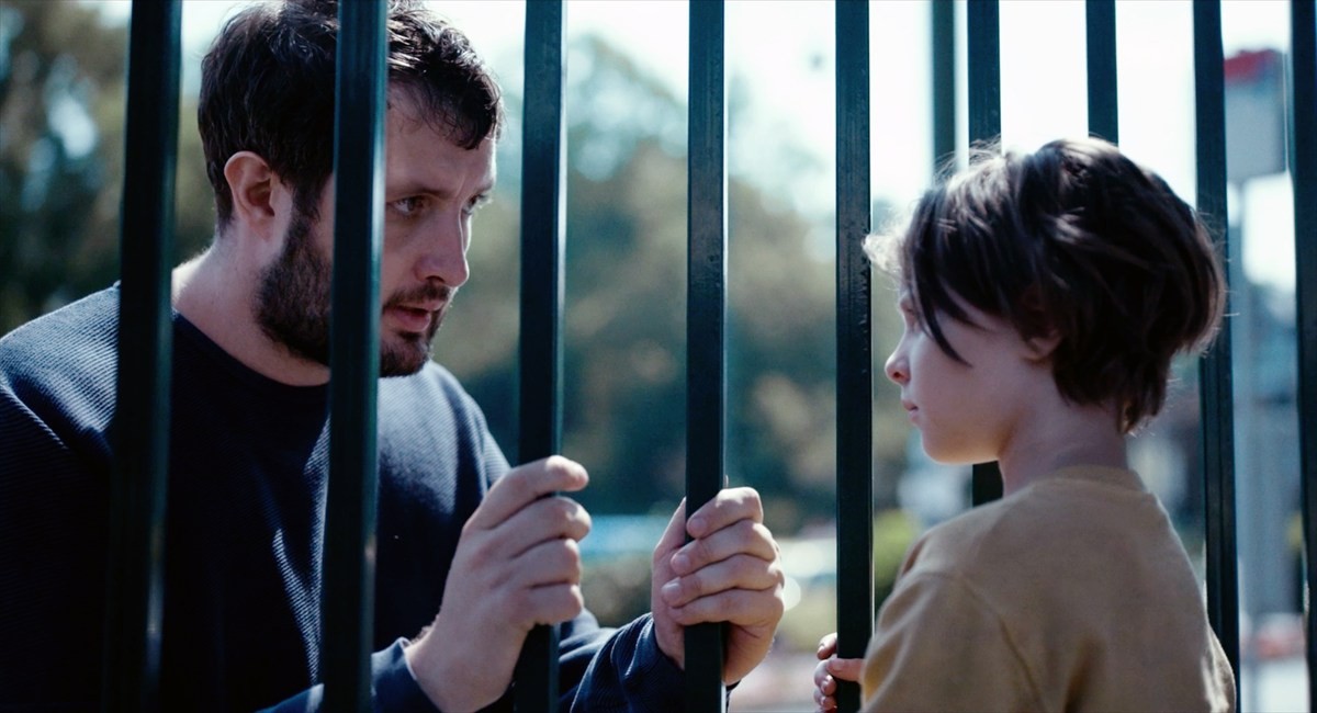 7歳少女の悪夢のような学校生活を疑似体験『Playground／校庭』本予告＆ビジュアル解禁　著名人コメントも到着「すごいものを観た」
