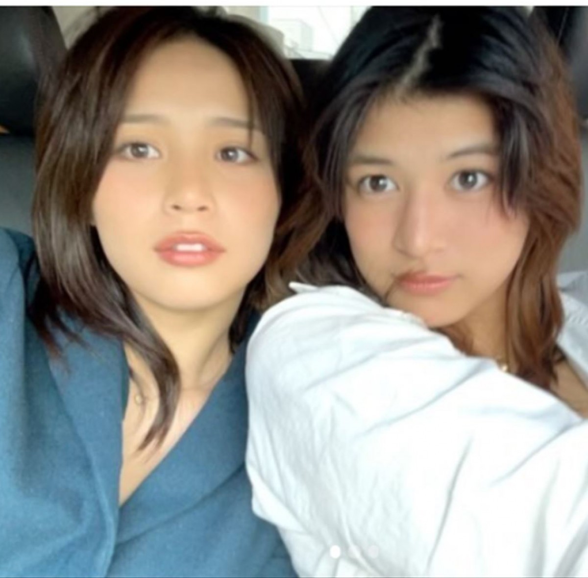 （左から）姉・山岡雅弥、山岡聖怜、※「山岡聖怜」インスタグラム