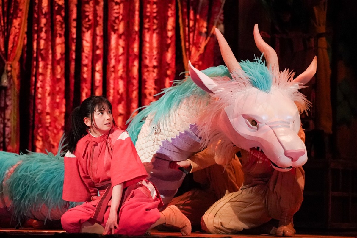 舞台『千と千尋の神隠し』上海公演出演キャスト発表！　千尋役・橋本環奈＆福地桃子が意気込み語る