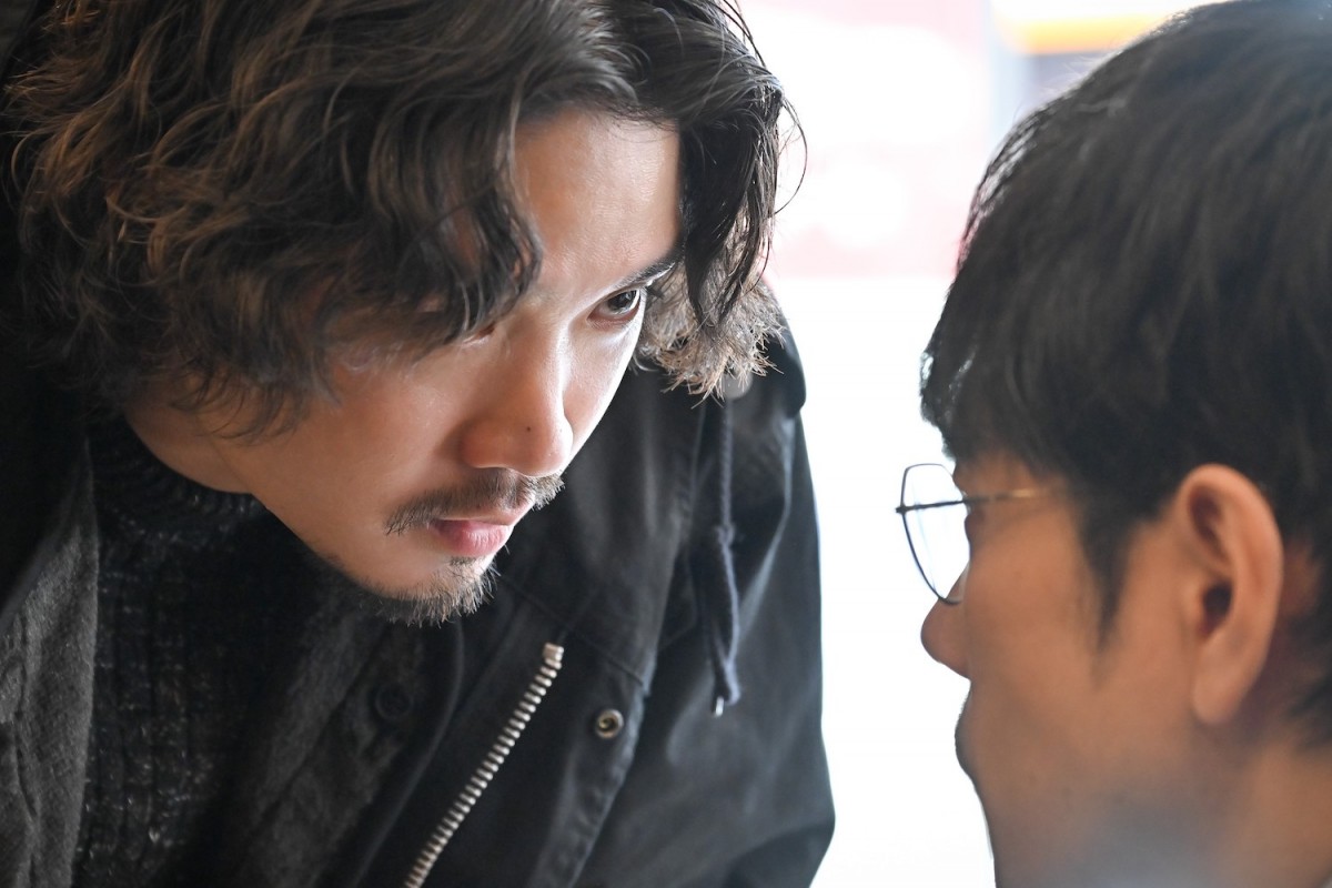 『クジャクのダンス、誰が見た？』第4話　弁護士“松風”松山ケンイチ、事件をくつがえす衝撃的な動画を目にする