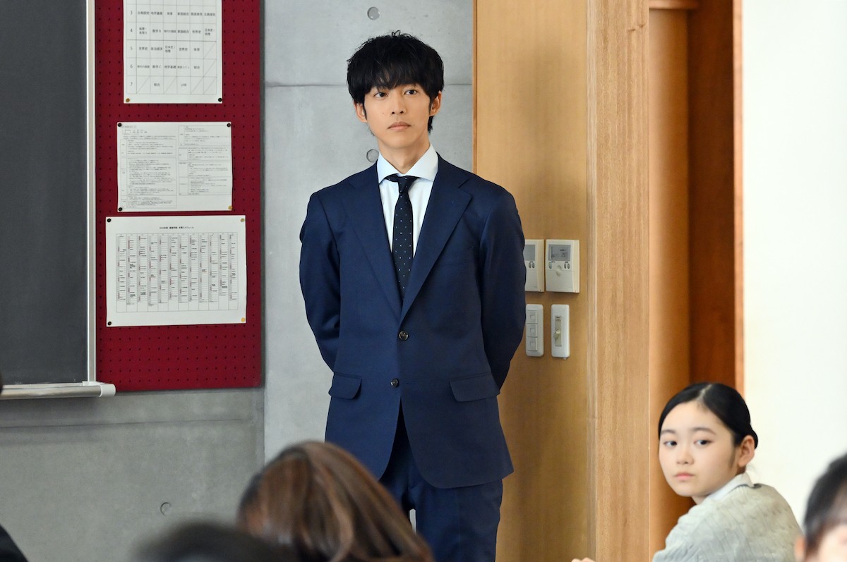 『御上先生』第5話　“御上”松坂桃李が再び、殺人犯“弓弦”堀田真由と面会
