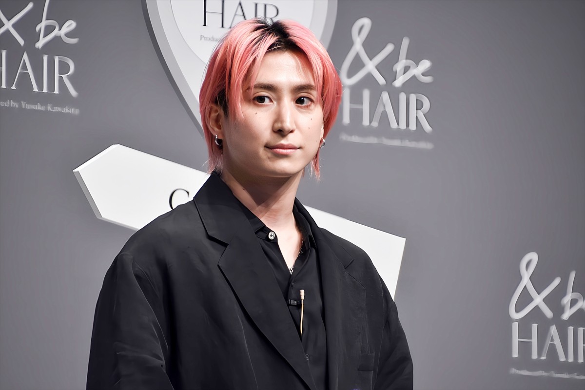 Snow Man・佐久間大介、<&be HAIR>ブランドアンバサダー就任&新CM発表会に登場