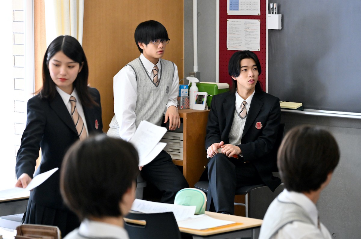 『御上先生』第4話　“是枝”吉岡里帆、隣徳学院に届いた怪文書の答えにたどり着く