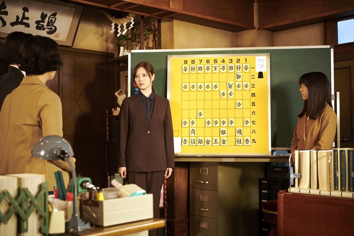 上白石萌音主演『法廷のドラゴン』、最後の依頼人は白石麻衣に！　新たなゲストも発表