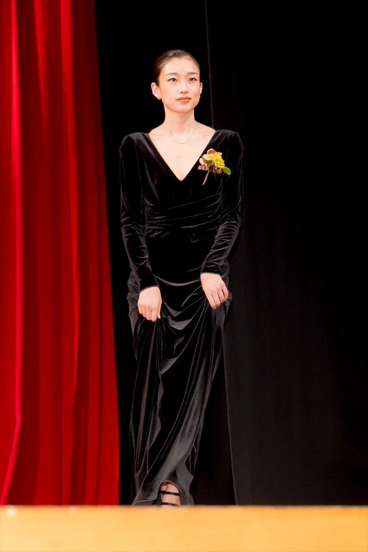 河合優実、キネマ旬報ベスト・テン主演女優賞「これからも諦めずに光を探していけたら」