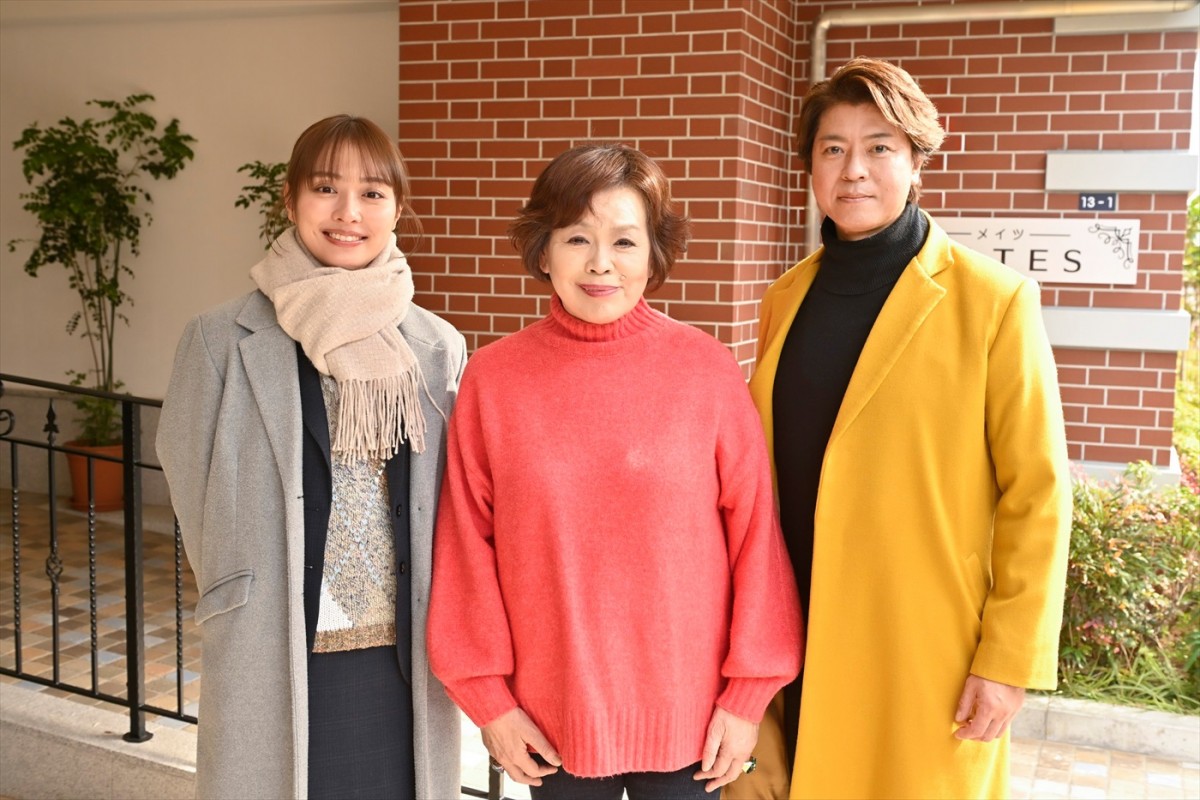 ドラマ『問題物件』より(左から)内田理央、上沼恵美子、上川隆也