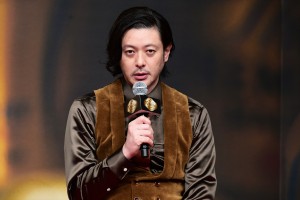 オダギリジョー、「ザ・プレミアム・モルツ」新CM発表会に登場