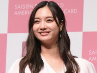 新川優愛（2020年撮影）