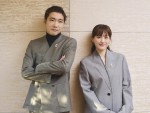 （左から）柄本佑、綾瀬はるか