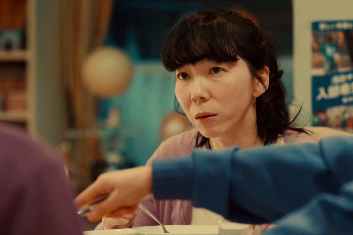 『ホットスポット』第6話　“清美”市川実日子、1人で富士山を眺める“村上”小日向文世を目撃