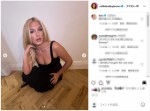 タイトな黒のドレス姿　※「ミリー・ボビー・ブラウン」インスタグラム