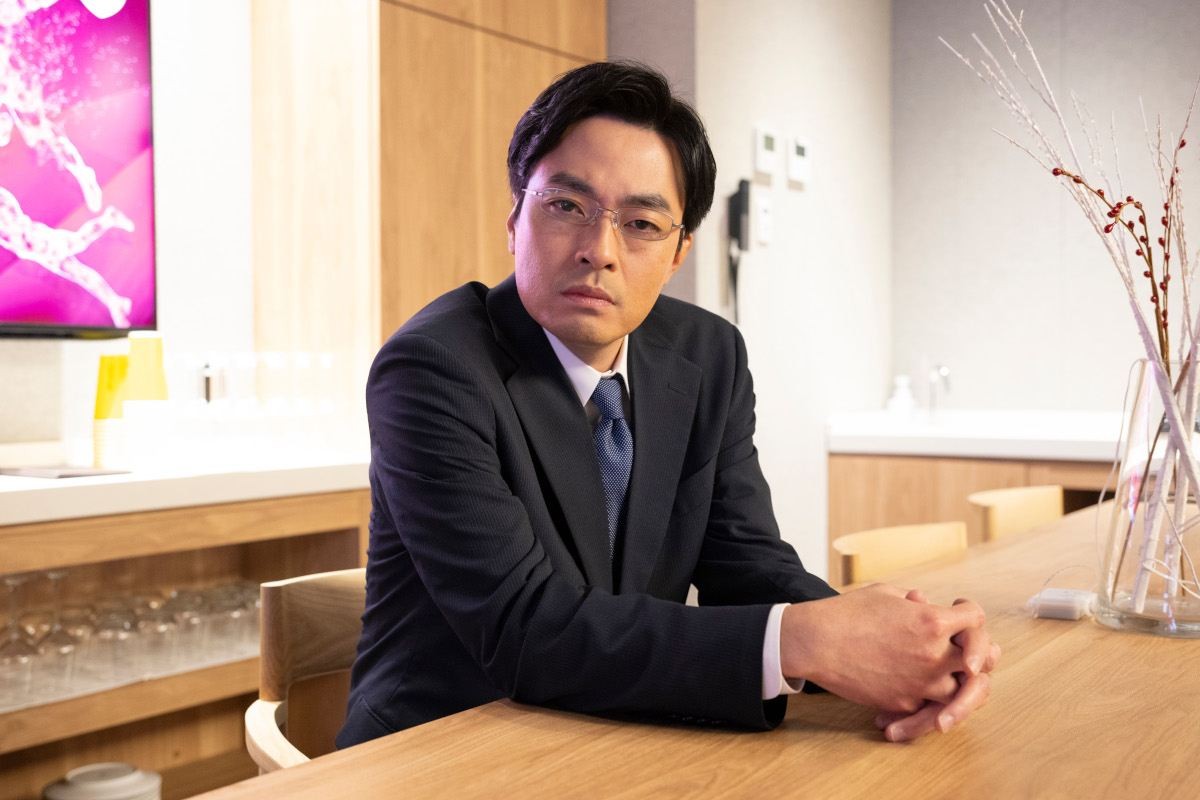 北大路欣也、日曜劇場『キャスター』で内閣官房長官に！　加藤晴彦・ヒコロヒーら追加キャストも発表