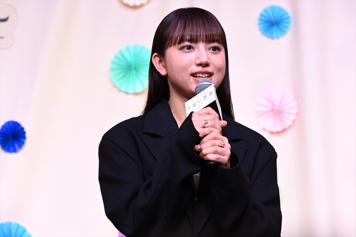 清原果耶、映画『片思い世界』完成報告イベントに登場