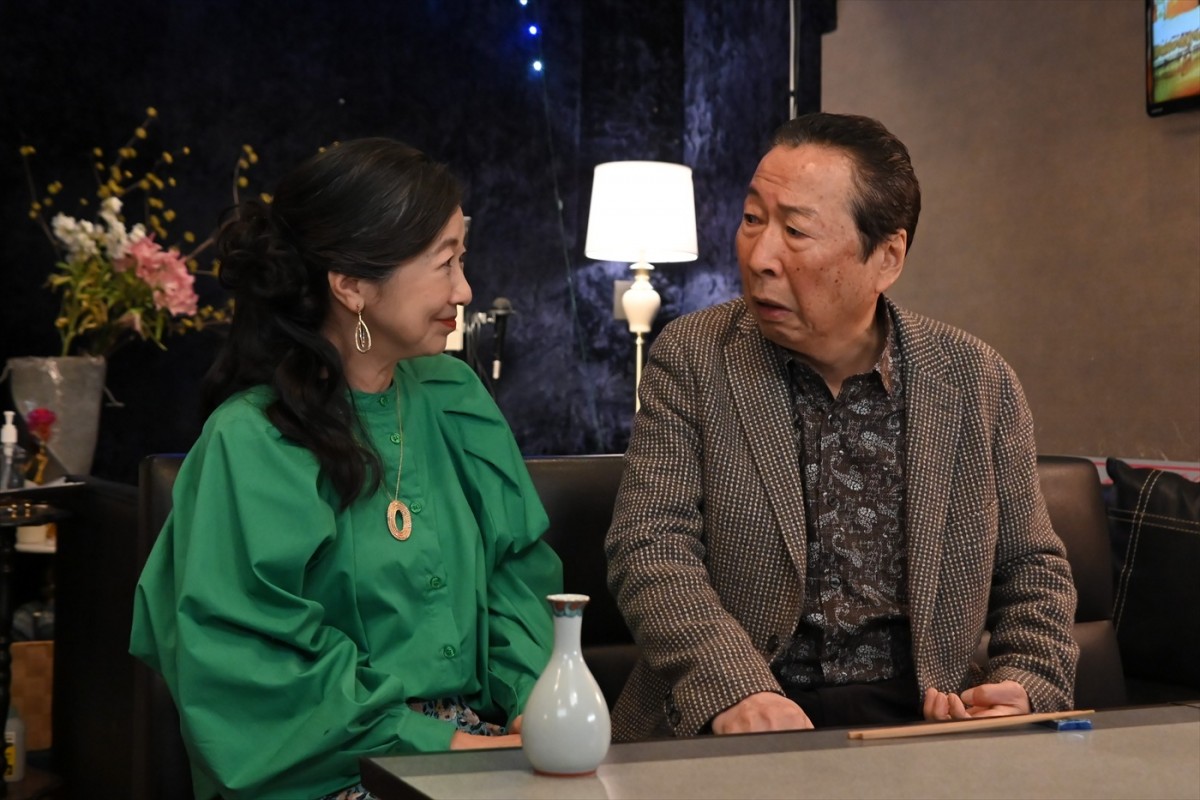 尾碕真花×宮崎美子共演のファンタジードラマ『介護スナック ベルサイユ』2週連続放送＆コメント到着
