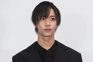 舞台『IMPACT』製作発表記者会見に出席した松井奏