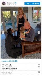 デミ・ムーア、難病で引退の元夫ブルース・ウィリスさんの誕生日にツーショット公開※「Demi Moore」インスタグラム