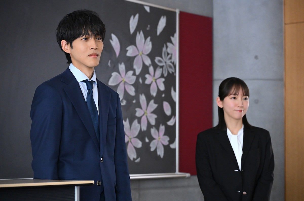 『御上先生』最終回　“御上”松坂桃李＆“槙野”岡田将生、同期バディの仲良しぶりにネット歓喜「眼福すぎる」「ご褒美」