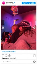 ジャスティン・ビーバー、「自滅モード」心配される中31歳誕生日は妻＆息子と過ごす※「Justin Bieber」インスタグラム