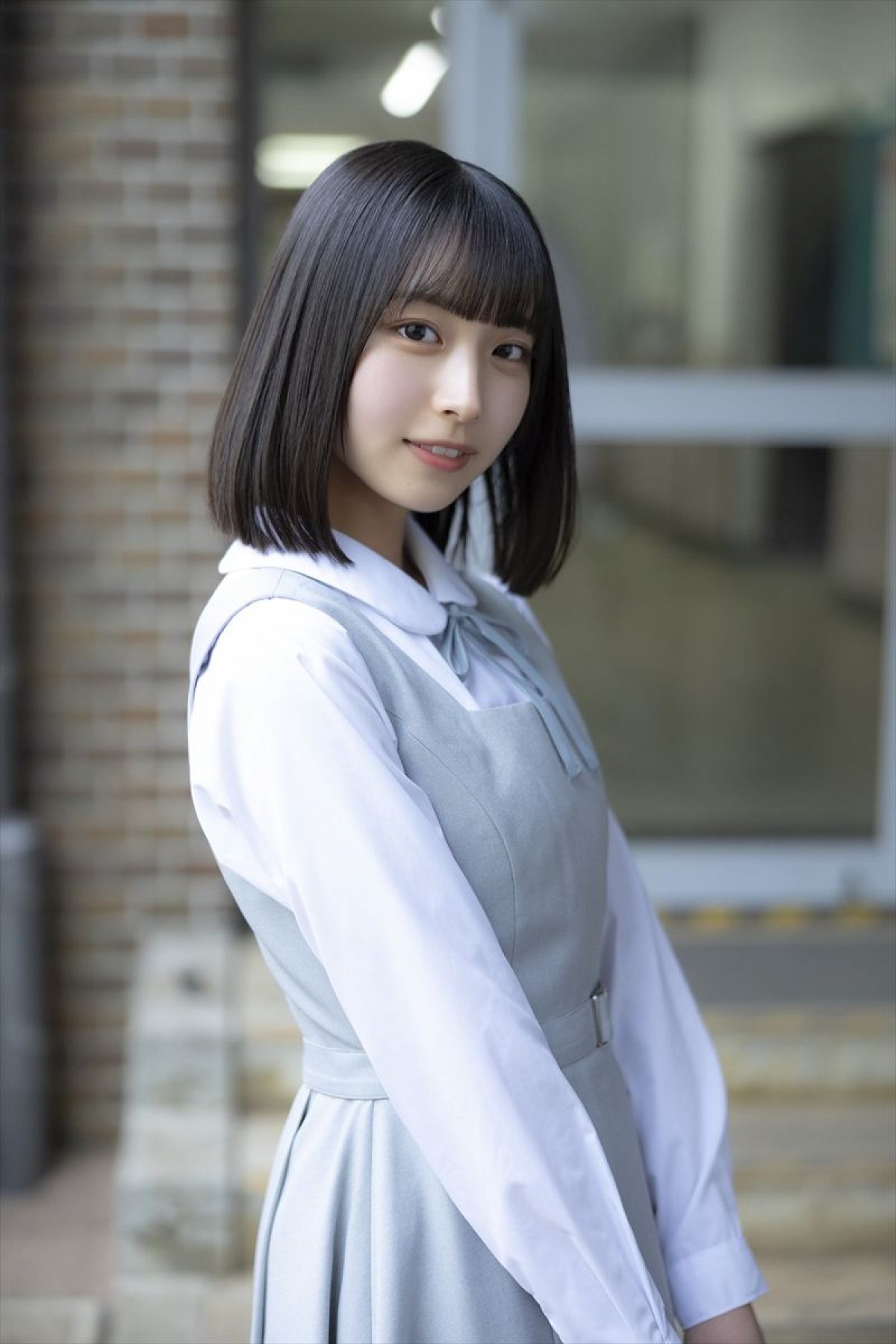 日向坂46五期生、撮り下ろし写真&手書きプロフィールの公開スタート　第1弾は大野愛実＆鶴崎仁香