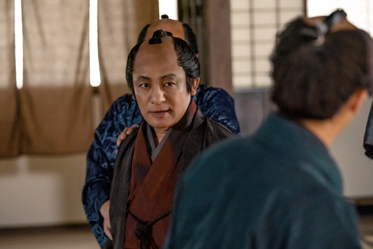 『べらぼう』“鳥山検校”市原隼人、嫉妬心爆発で“瀬以”小芝風花にまさかの仕打ち　視聴者恐怖「ヤバい奴」「モラハラDV夫」