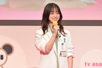 橋本環奈、テレビ朝日入社式にサプライズ登場