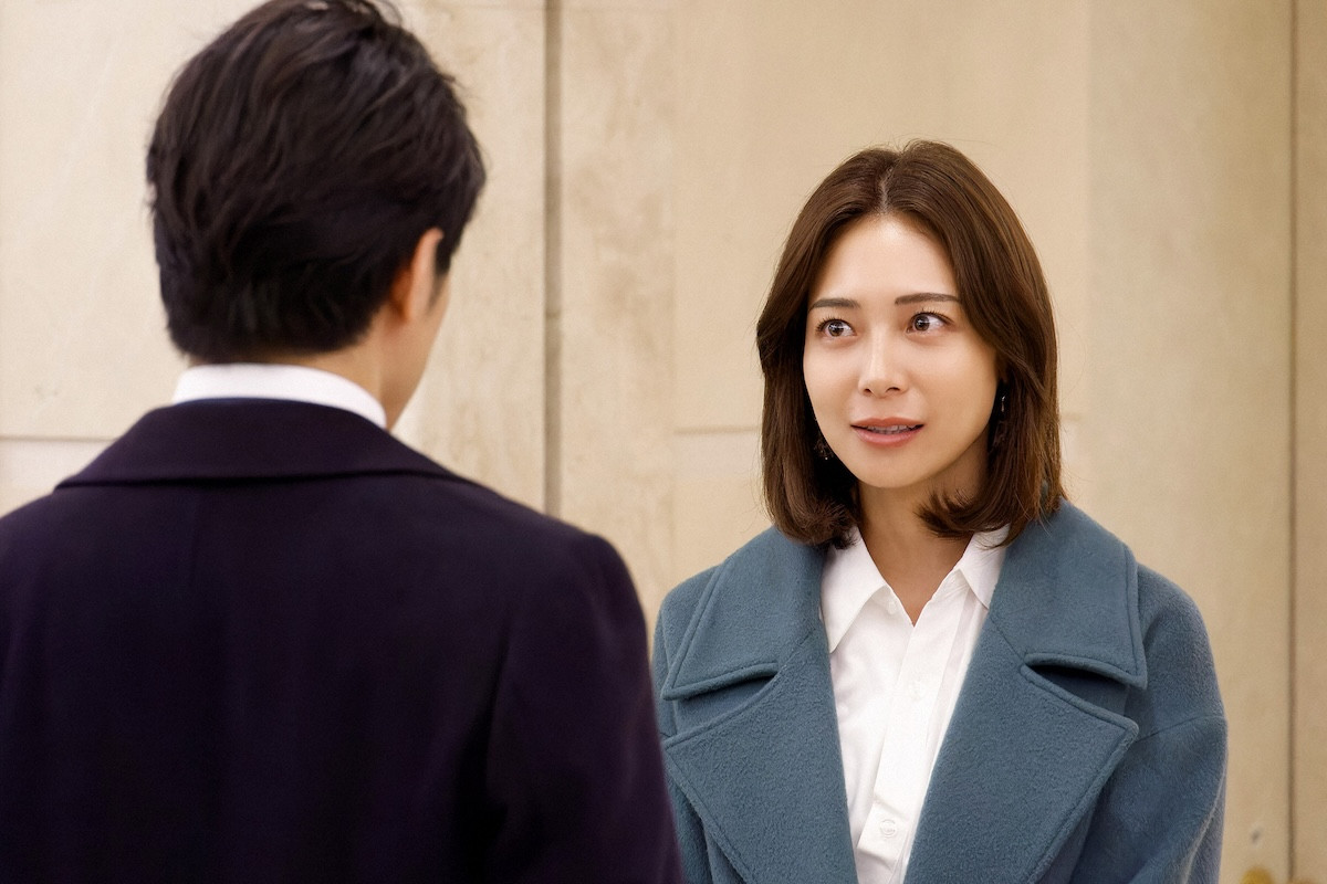 『夫よ、死んでくれないか』第4話　”麻矢”安達祐実、業界トップ企業からヘッドハンティングの話が舞い込む