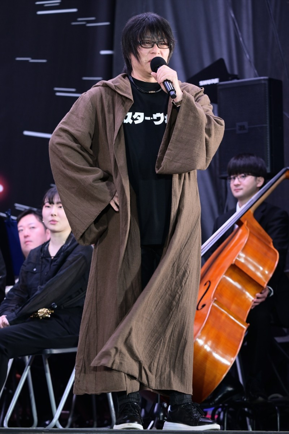 Hey! Say! JUMP・中島裕翔、「スター・ウォーズ」への愛が溢れる「天体ショー並みの周期ですよ！」