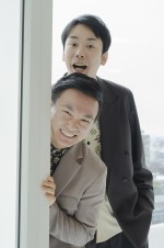 （上から） かまいたちの濱家隆一・山内健司