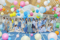 日向坂46、14thシングル「Love yourself!」アーティスト写真