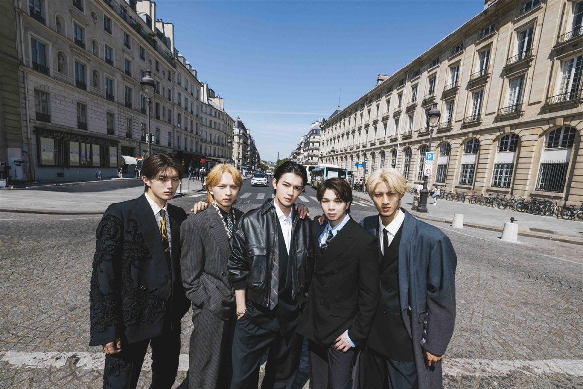 『M!LK 10th ANNIVERSARY PHOTOBOOK(仮)』よりM!LK