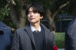 金曜ドラマ『DOPE 麻薬取締部特捜課』に出演する小池徹平