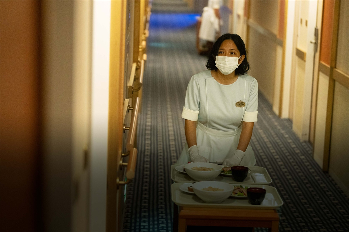 主演・小栗旬『フロントライン』あの時、誰一人あきらめなかった――事実に基づく感動ドラマを切り取る場面写真解禁
