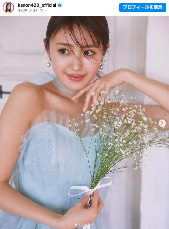 美しいドレス姿を披露した香音 ※「香音」インスタグラム