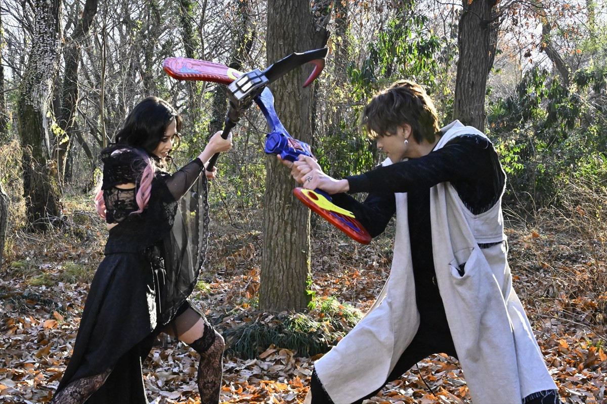 『仮面ライダーガヴ』第39話「探し求めていたのに」、ラキアがついに弟・コメルの仇を見つけだす