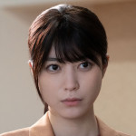 ドラマ『DOCTOR PRICE』に出演する成海璃子
