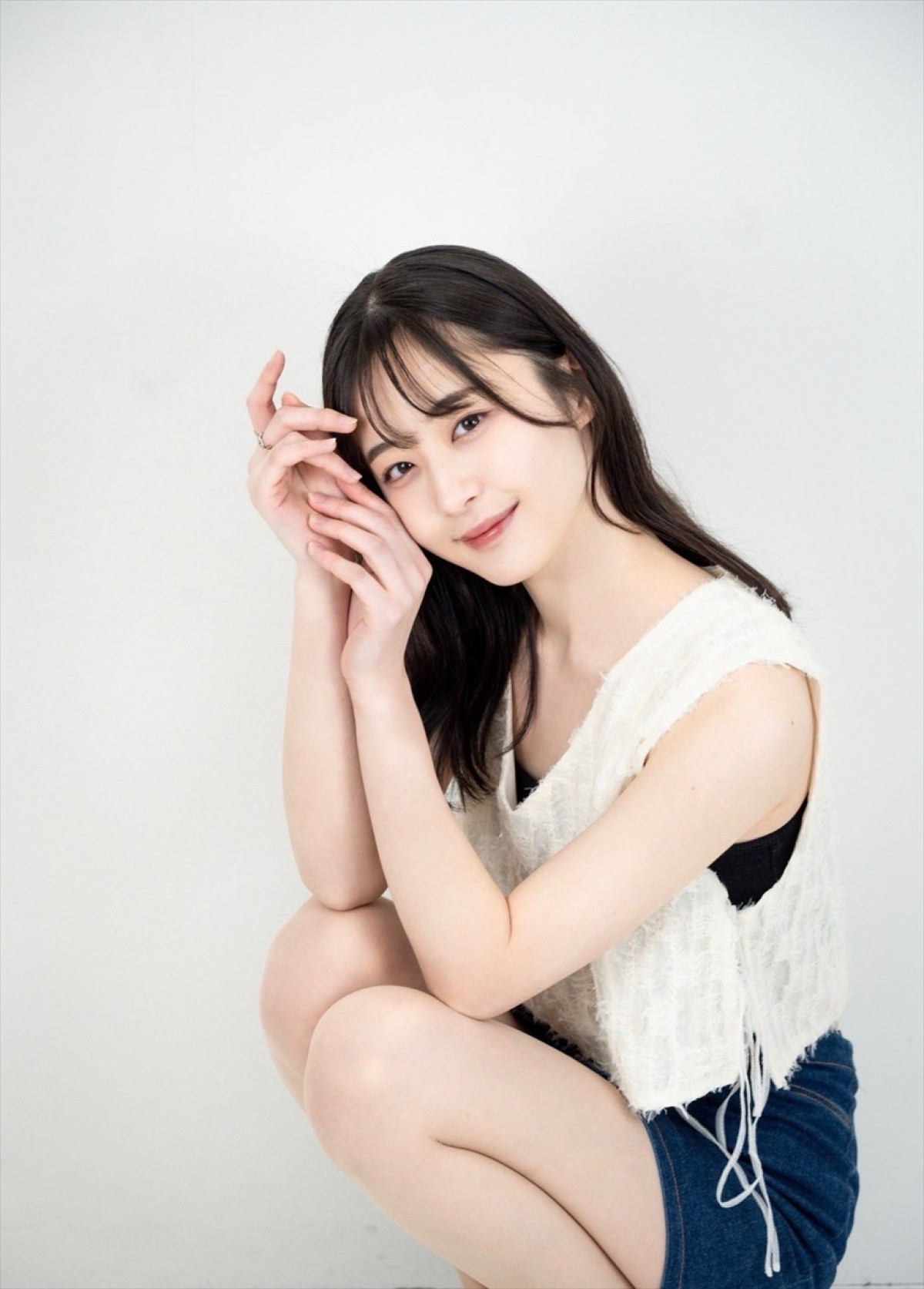 次世代美少女・高桑凜羽19歳、透明感あふれる「ヤンジャン」先行カット解禁