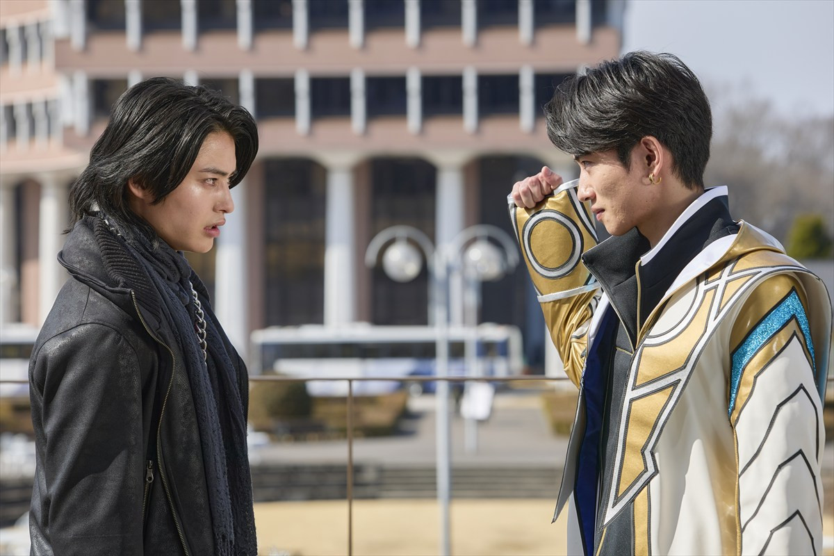『ナンバーワン戦隊ゴジュウジャー』第16話「真・救世主ナンバーワン！」、真の救世主・ゴジュウポーラー登場