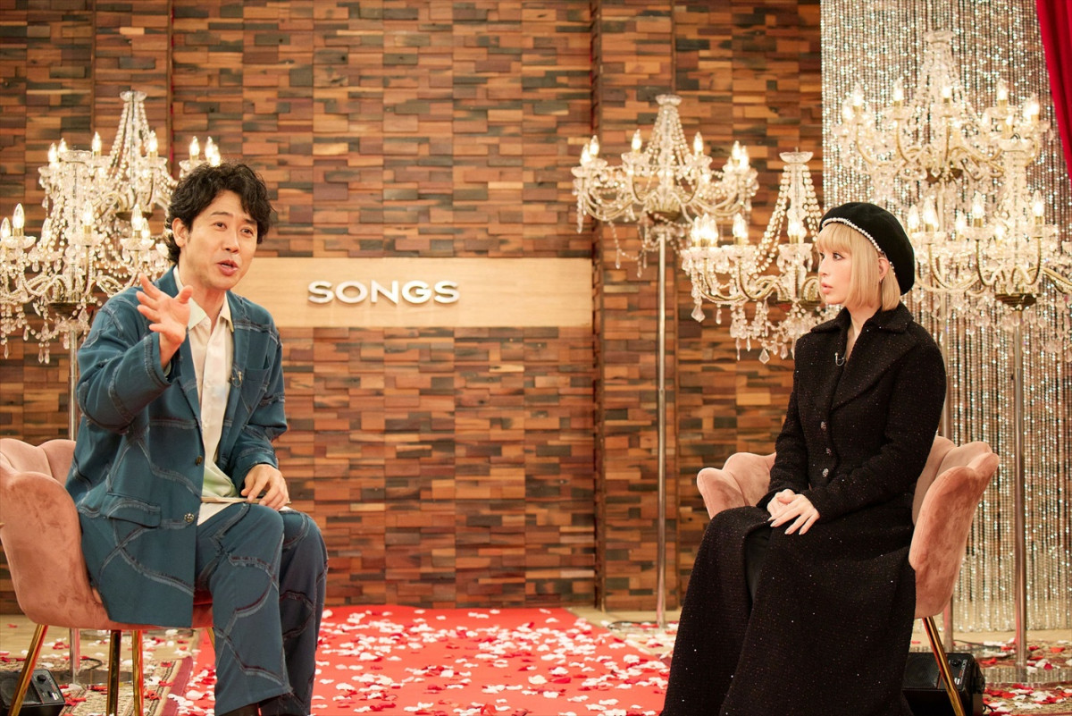 『SONGS 浜崎あゆみ』今夜放送！　プライベートを知るかまいたち・山内が浜崎の素顔と魅力を語る