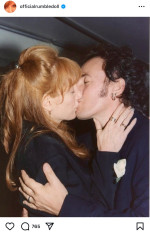 ブルース・スプリングスティーン妻、結婚34年記念で情熱的なキスショット公開※「Patti Scialfa Springsteen」インスタグラム