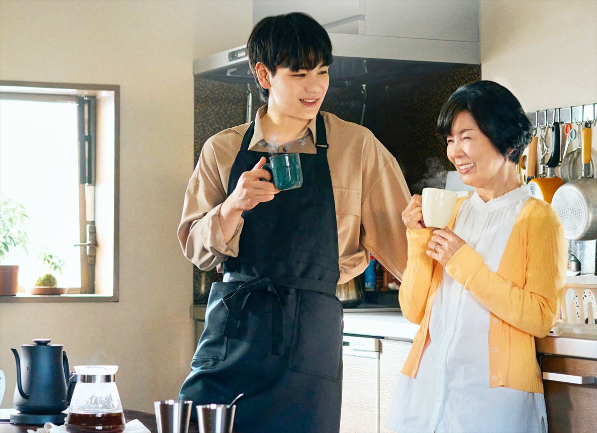 JO1豆原一成×市毛良枝W主演『富士山と、コーヒーと、しあわせの数式』酒井美紀・八木莉可子ら新キャスト発表