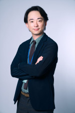ドラマ『40までにしたい10のこと』に出演するワタナベケイスケ