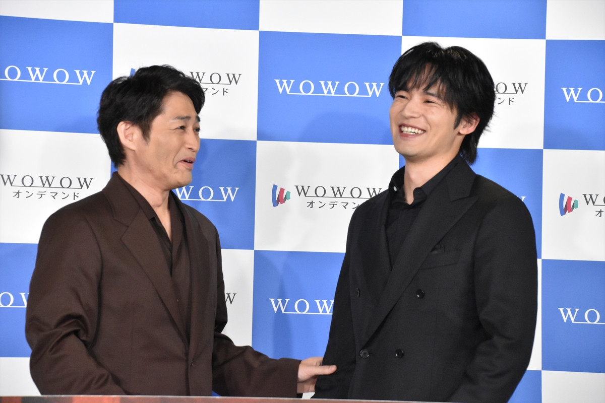 水上恒司、安田顕の“セリフ飛ばし”“徘徊”を暴露　空き時間中もずっと観察