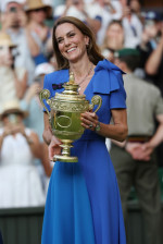 キャサリン妃、ウィリアム皇太子や子どもたちとウィンブルドン選手権を観戦