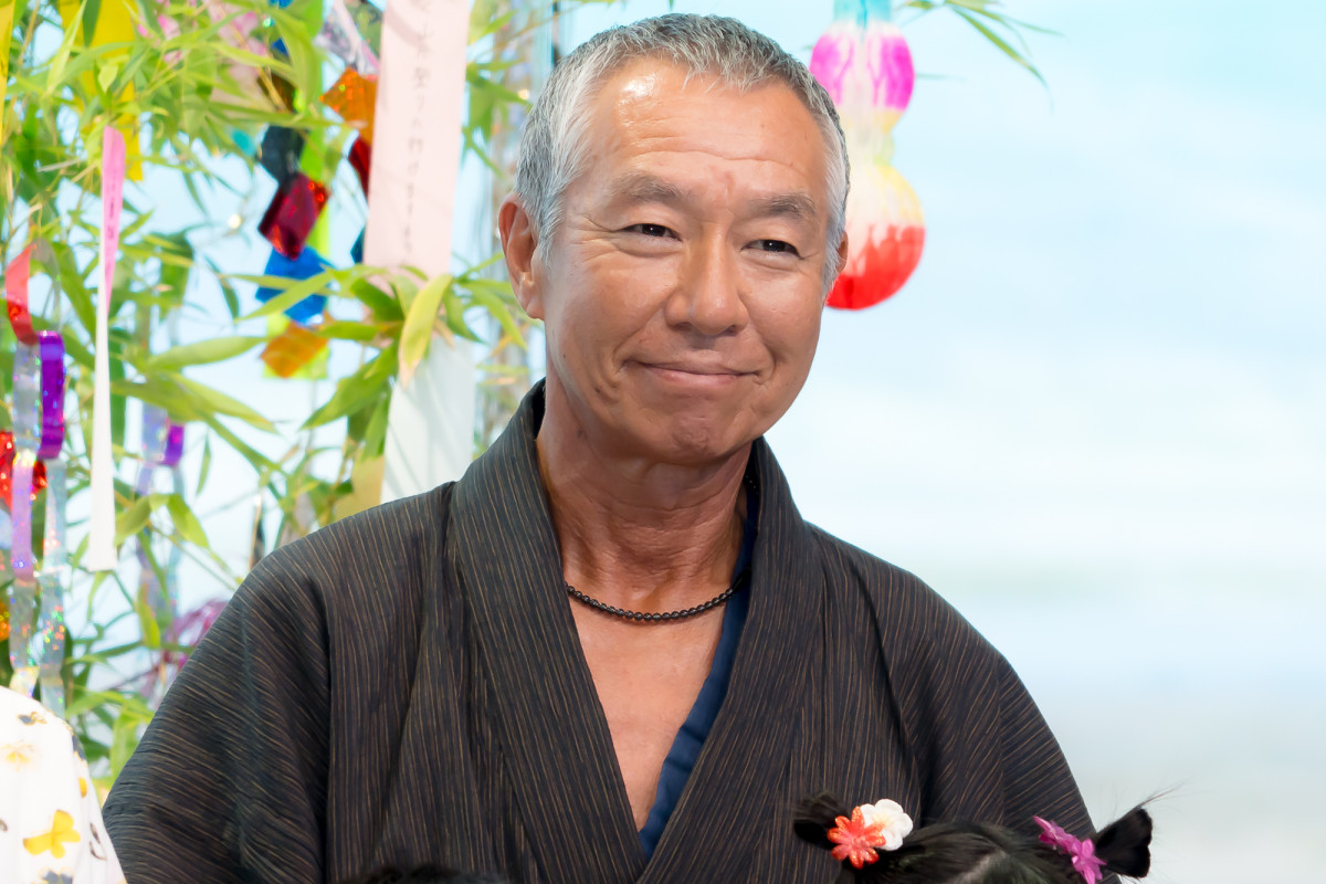 福原遥、生ウインク披露で照れ笑い　生田絵梨花がメロメロ