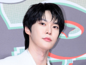 NCT127 ドヨンが「スシロー」に降臨！　「世界線おかしい」「声出た」などファン驚き
