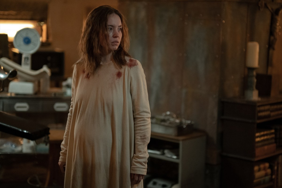『キャリー』みたいに血まみれを希望！ 『IMMACULATE 聖なる胎動』シドニー・スウィーニーのインタビュー＆新写真到着